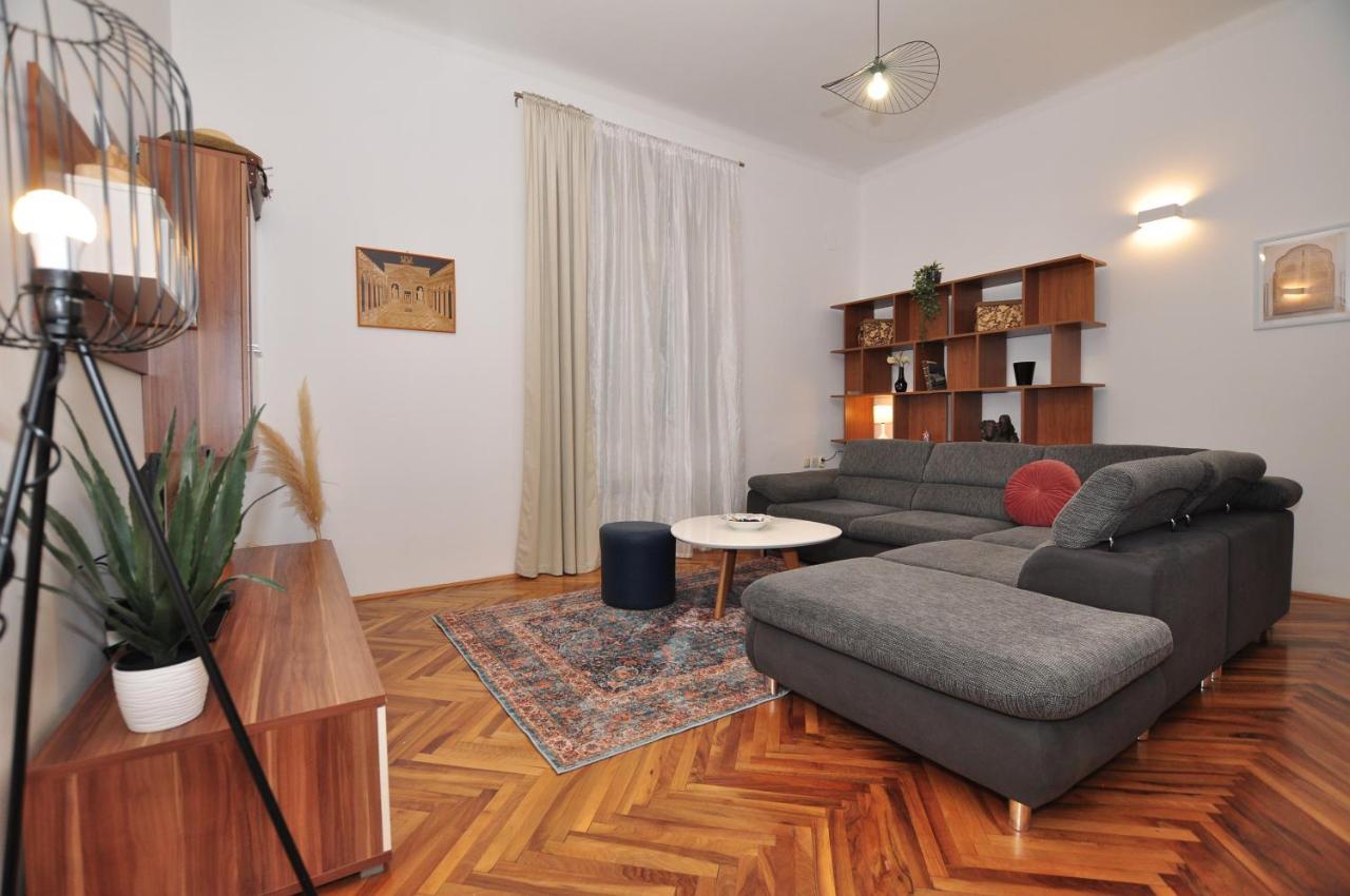 Apartment Moel Сплит Экстерьер фото